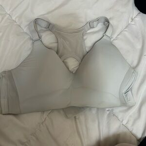Sports bra medium